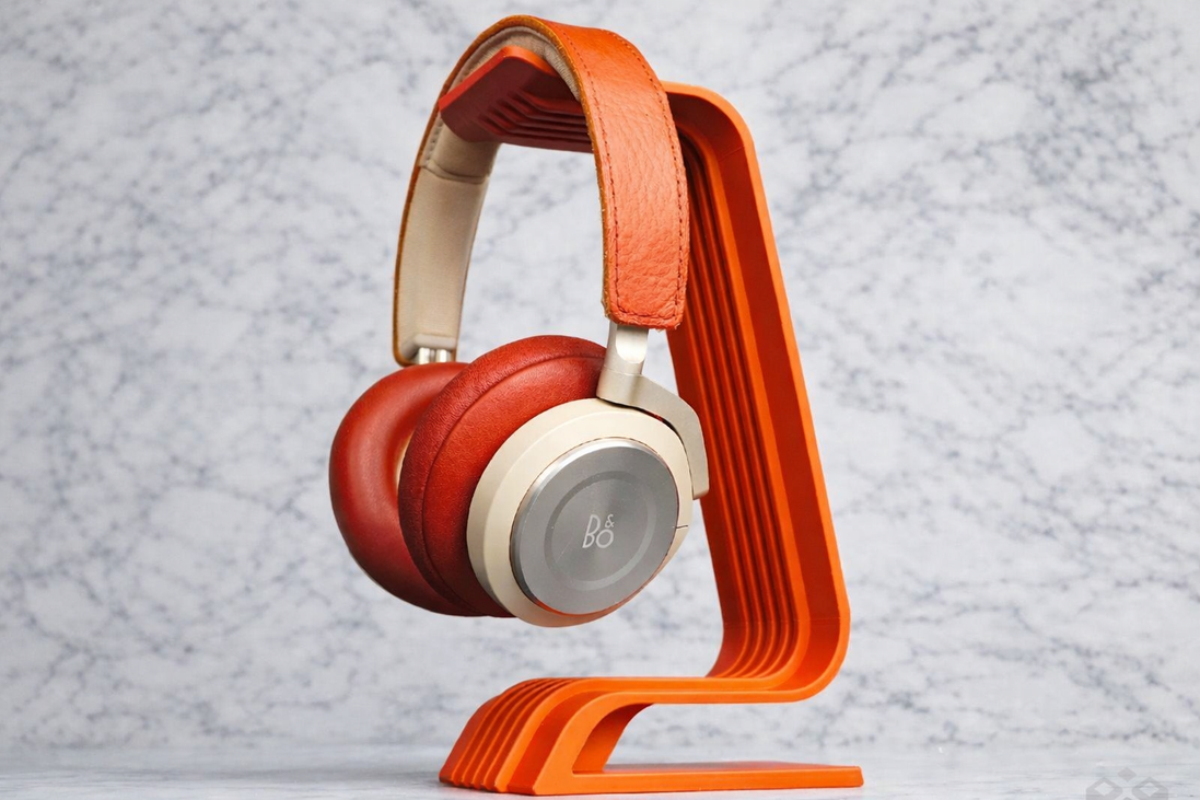 Onami Headphone Stand